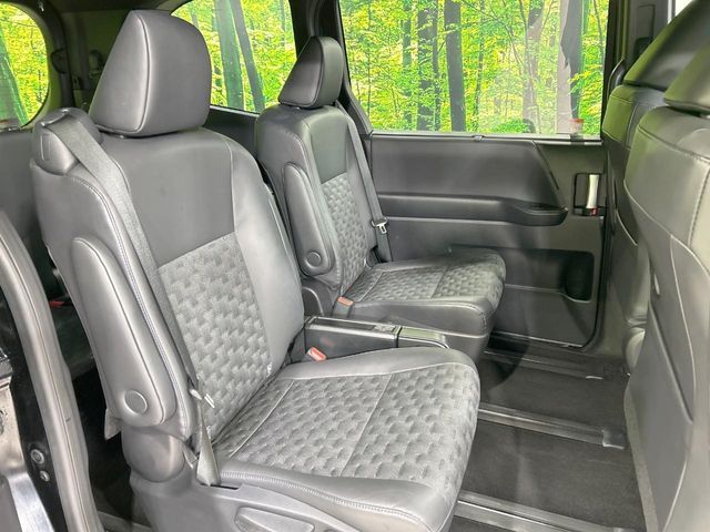 TOYOTA VOXY 2024 Image 31