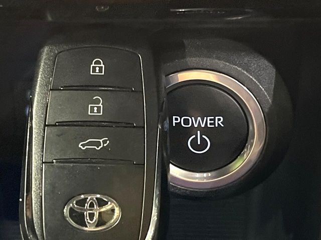 TOYOTA HARRIER HYBRID 2023 Image 31