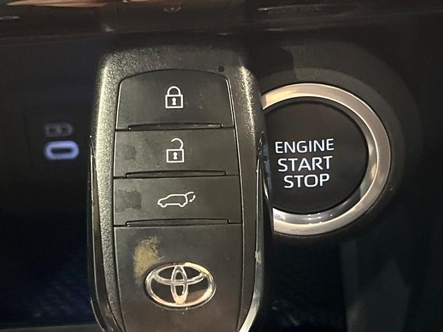 TOYOTA HARRIER 2WD 2024 Image 31