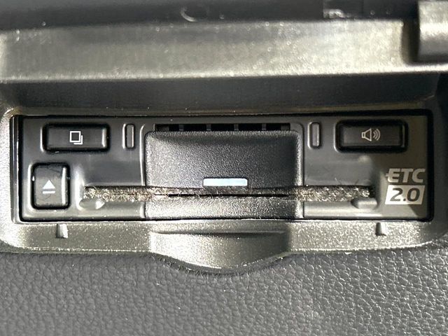 TOYOTA YARIS CROSS HYBRID 2025 Image 31