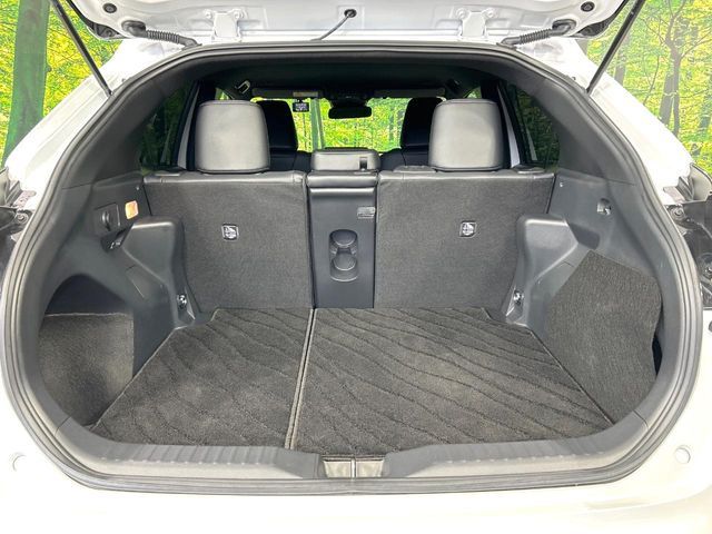 TOYOTA YARIS CROSS HYBRID 2025 Image 31