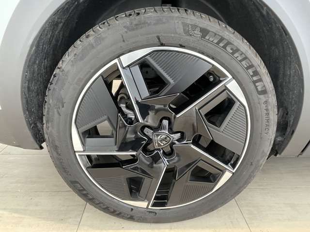 PEUGEOT 408 2025 Image 31