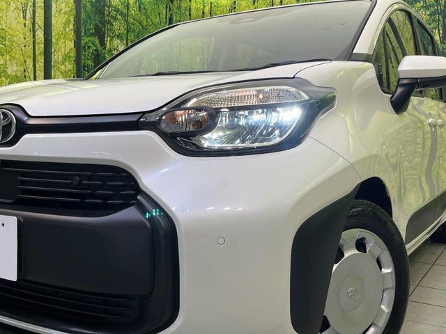 TOYOTA SIENTA HYBRID 2024 Image 31