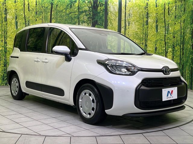 TOYOTA SIENTA HYBRID 2024 Image 31