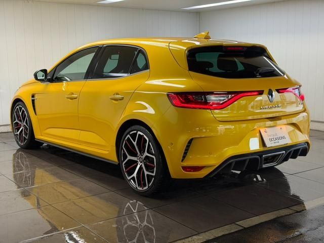 RENAULT MEGANE HATCH 2020 Image 31