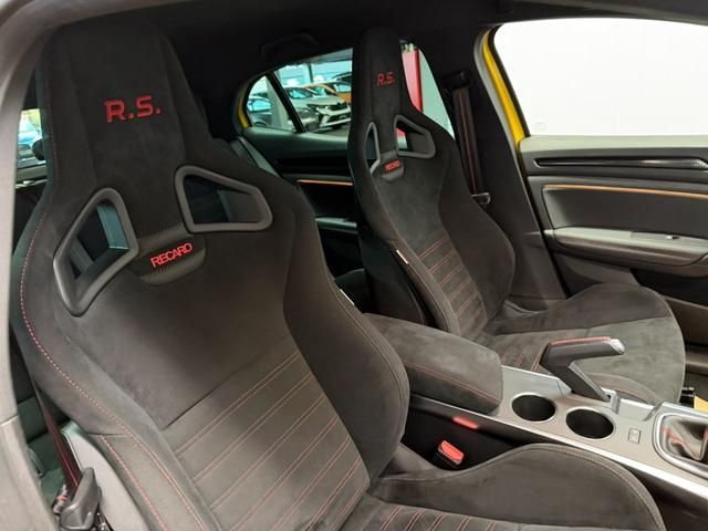 RENAULT MEGANE HATCH 2020 Image 31