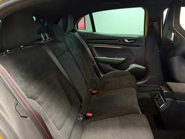 RENAULT MEGANE HATCH 2020 Image 31