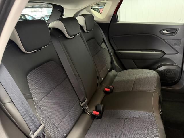 RENAULT CAPTUR 2024 Image 31