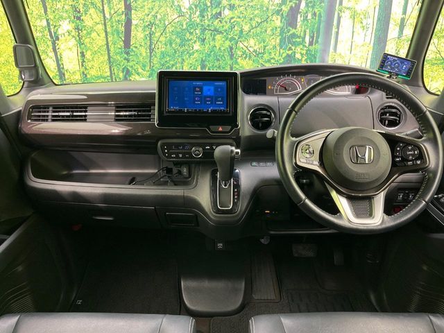 HONDA N BOX CUSTOM 2019 Image 31