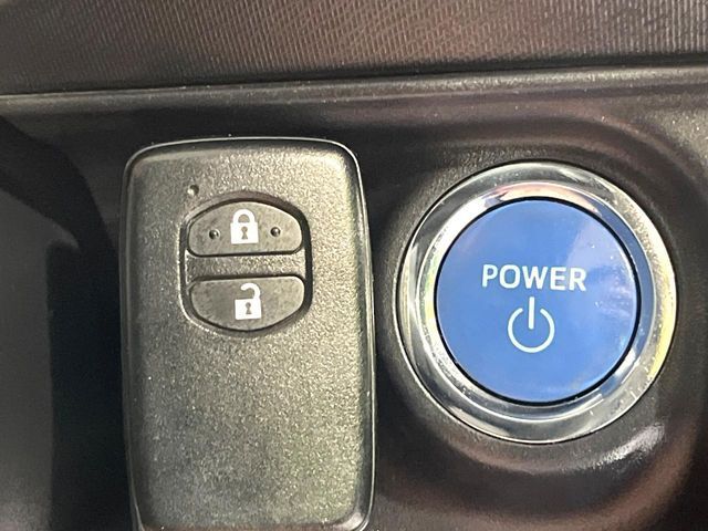 TOYOTA AQUA 2018 Image 31