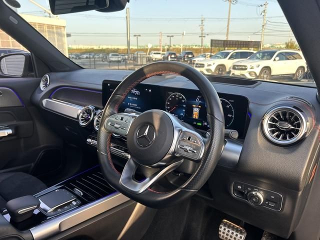 MERCEDES BENZ EQB 2023 Image 31