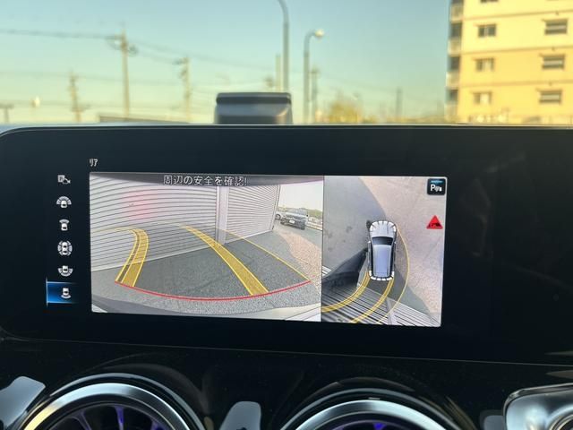 MERCEDES BENZ EQB 2023 Image 31