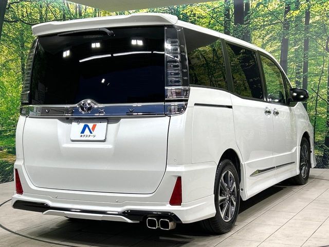 TOYOTA VOXY 2021 Image 31