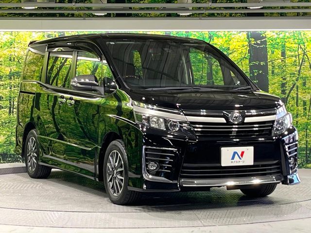 TOYOTA VOXY 2017 Image 31