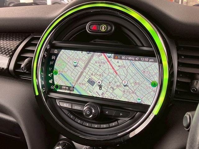 BMW MINI COOPER SD 5DOOR 2019 Image 31