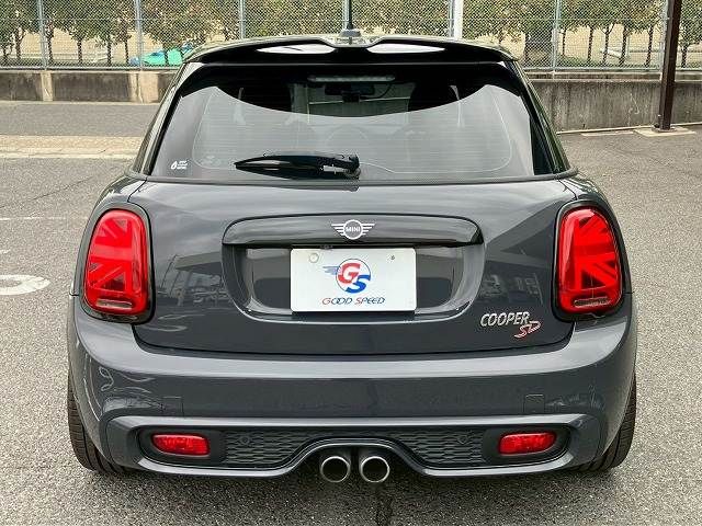 BMW MINI COOPER SD 5DOOR 2019 Image 31