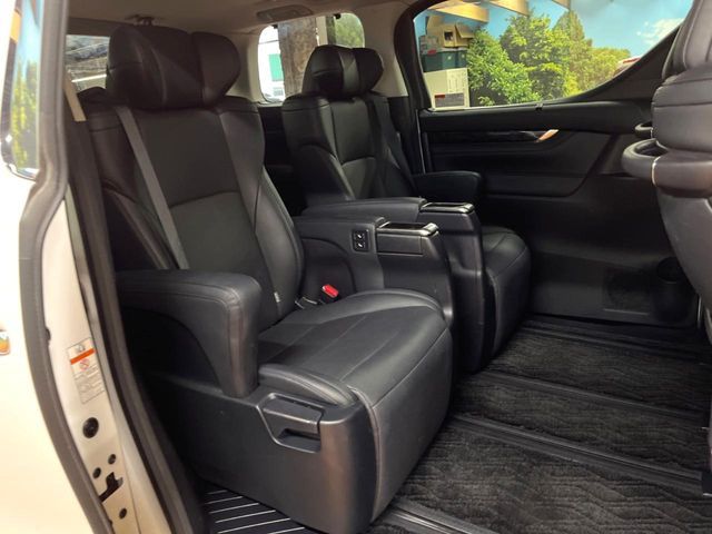 TOYOTA VELLFIRE 2019 Image 31