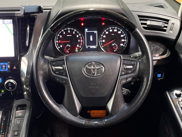 TOYOTA VELLFIRE 2019 Image 31