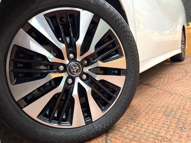 TOYOTA VELLFIRE 2019 Image 31