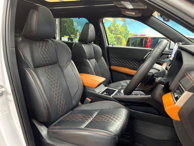 MITSUBISHI OUTLANDER PHEV 2022 Image 31