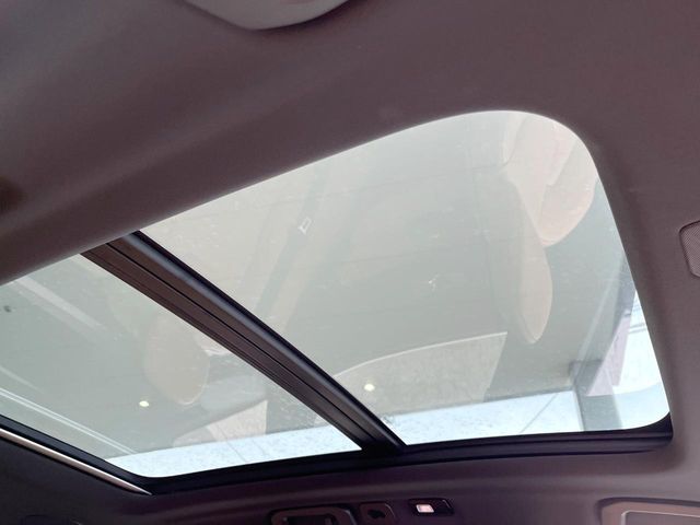 VOLVO XC60 2023 Image 31