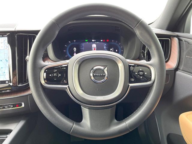 VOLVO XC60 2023 Image 31