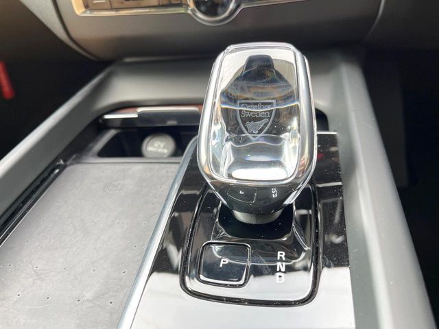 VOLVO XC60 2023 Image 31