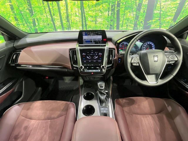 TOYOTA CROWN SEDAN HYBRID 4 2019 Image 31