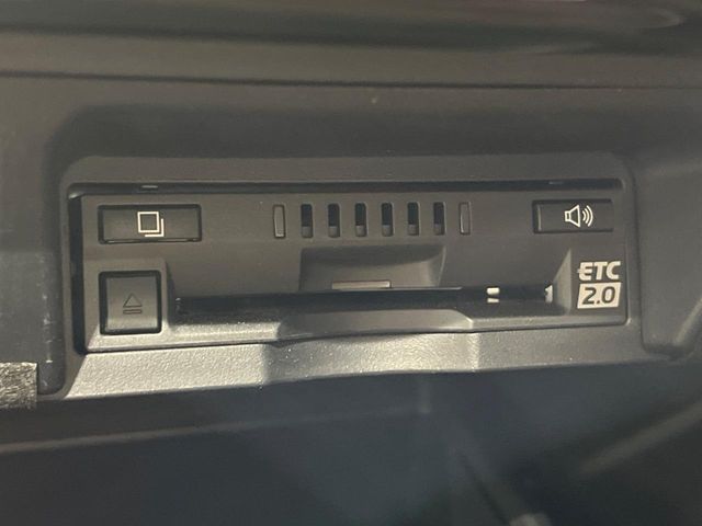 TOYOTA CROWN SEDAN HYBRID 4 2019 Image 31