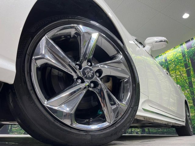 TOYOTA CROWN SEDAN HYBRID 4 2019 Image 31