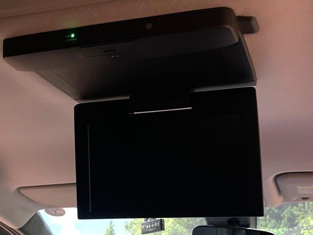 TOYOTA VOXY 2016 Image 31