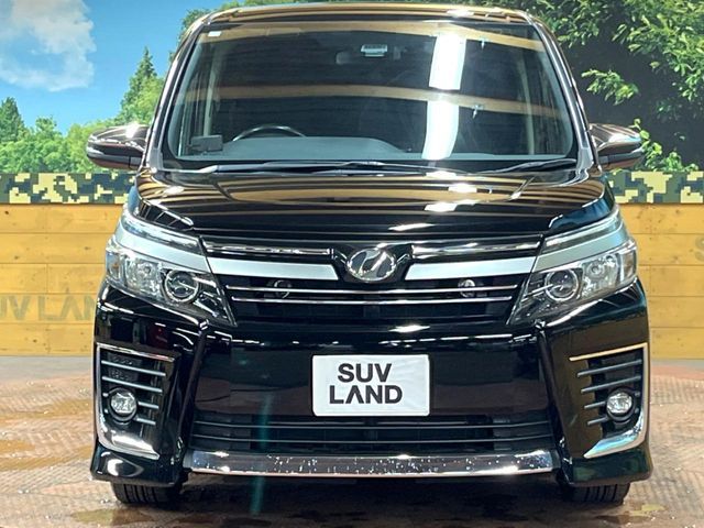 TOYOTA VOXY 2016 Image 31