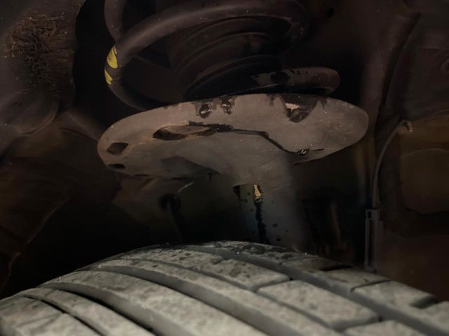 TOYOTA VOXY 2016 Image 31