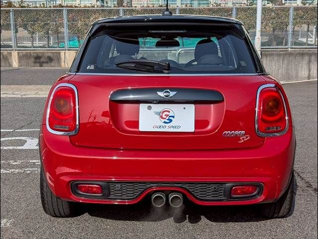 BMW MINI COOPER SD 5 2017 Image 31