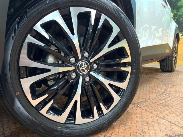 TOYOTA YARIS CROSS 2025 Image 31