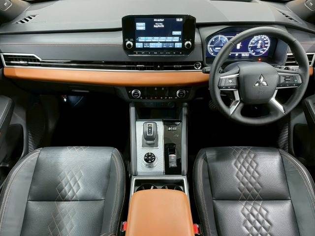 MITSUBISHI OUTLANDER PHEV 2022 Image 31