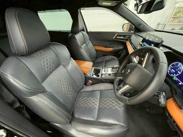 MITSUBISHI OUTLANDER PHEV 2022 Image 31