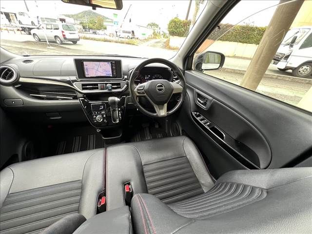 DAIHATSU CAST SPORT 2015 Image 31