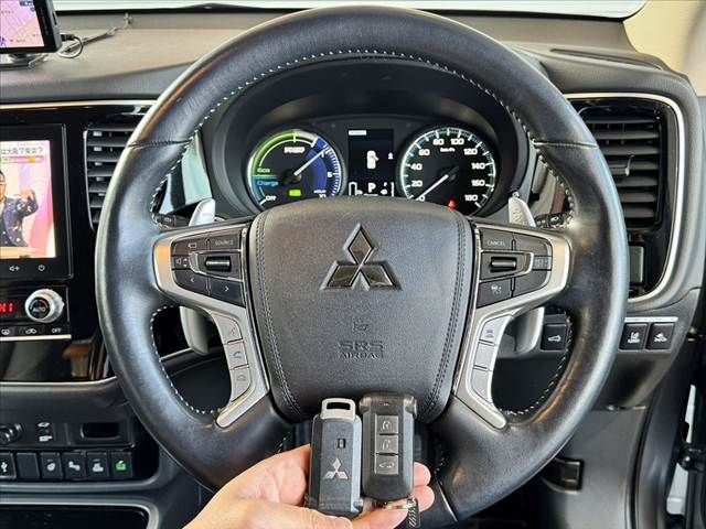 MITSUBISHI OUTLANDER PHEV 2019 Image 31