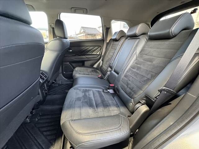 MITSUBISHI OUTLANDER PHEV 2019 Image 31