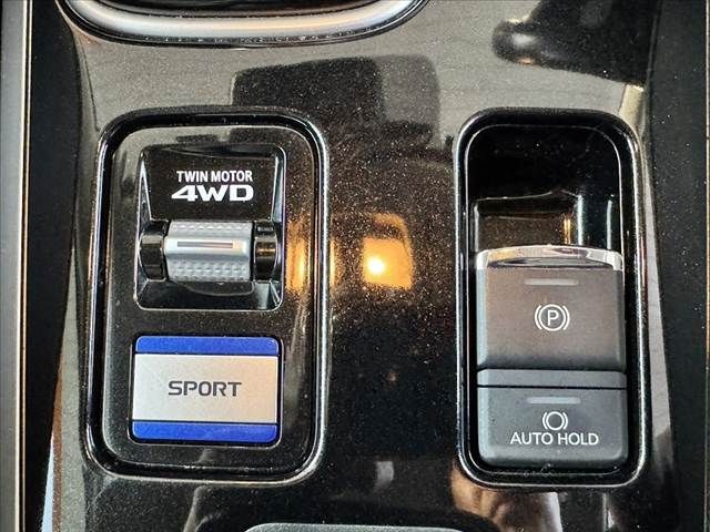 MITSUBISHI OUTLANDER PHEV 2019 Image 31