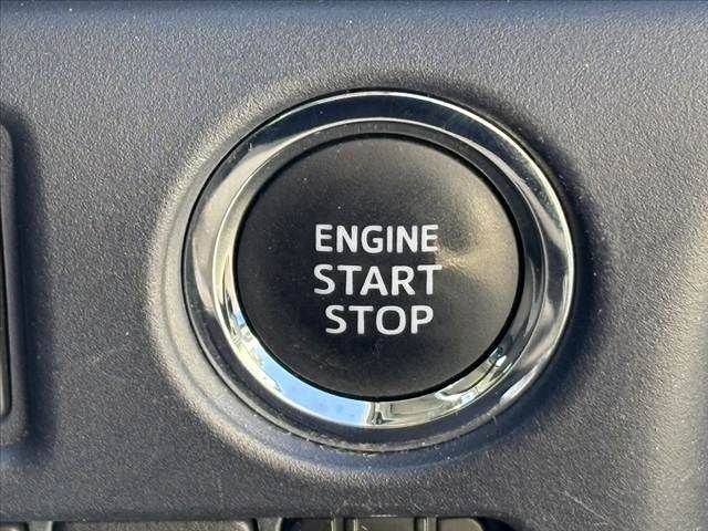 TOYOTA VOXY 2014 Image 31