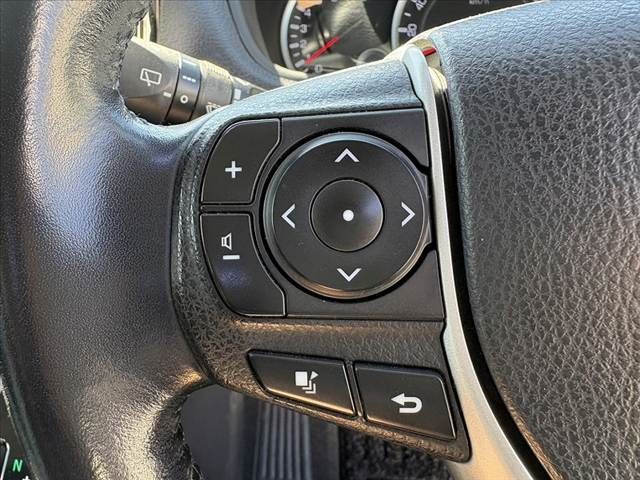 TOYOTA VOXY 2014 Image 31