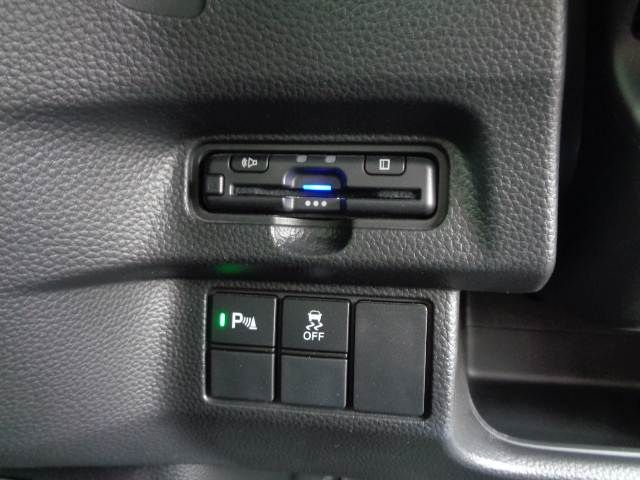 HONDA N BOX CUSTOM 2021 Image 31