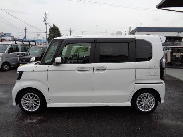 HONDA N BOX CUSTOM 2021 Image 31