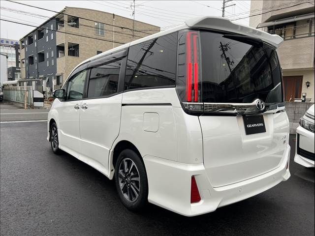 TOYOTA NOAH 2020 Image 31