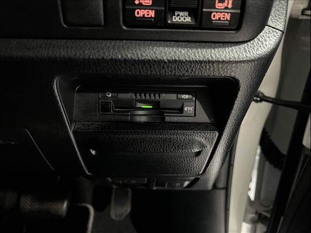 TOYOTA NOAH 2020 Image 31