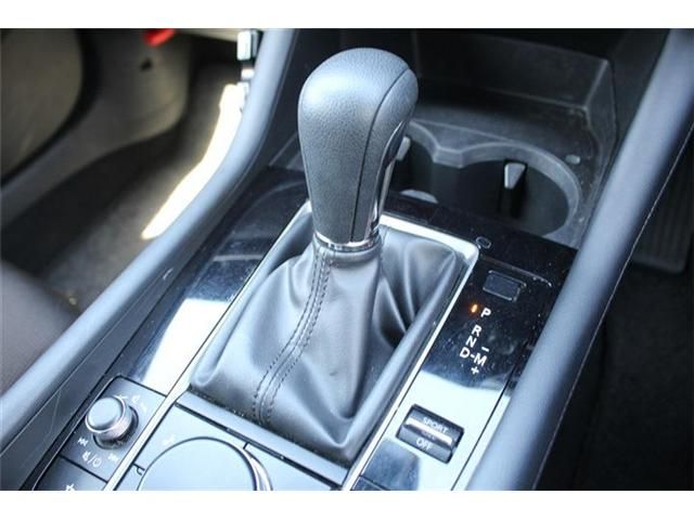 MAZDA 3 FASTBACK 2023 Image 31