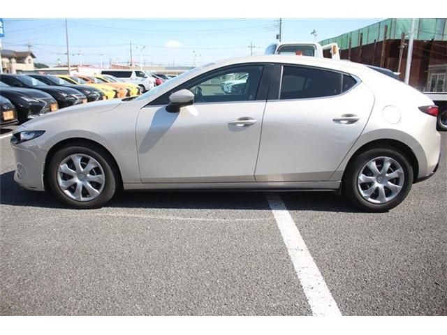 MAZDA 3 FASTBACK 2023 Image 31