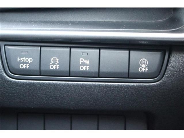 MAZDA 3 FASTBACK 2023 Image 31